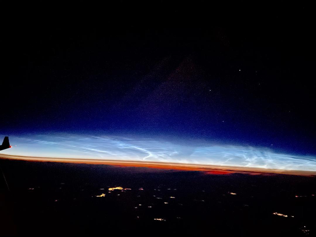 asg_ato's tweet photo. An unusual sighting of Noctilucent clouds seen while over Siberia in Northern Russia. These are the highest clouds in Earth's atmosphere, located in the mesosphere at altitudes of around 76 to 85 km (249,000 to 279,000 ft).

#ASG #ASGATO #ATPL #Meteorology #Hybridclass https://t.co/sjbcNmZS41