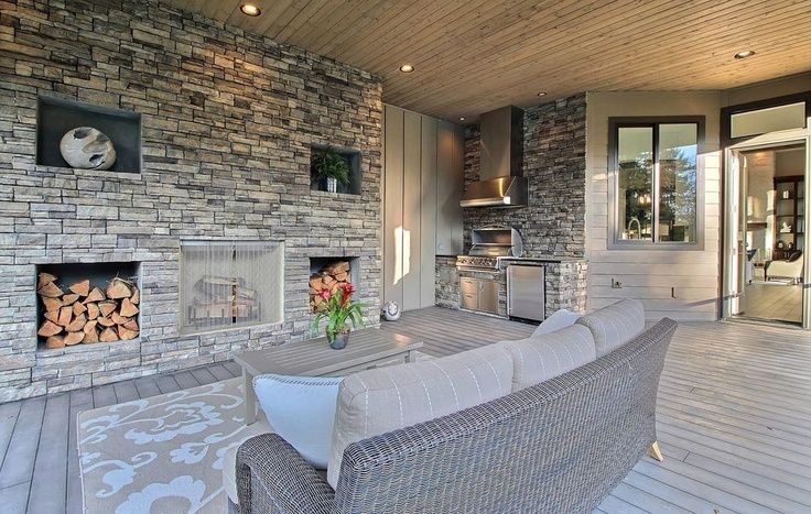 BldrFirstSource's tweet photo. Throwback to this impeccable #paradehome in Ridgefield, Washington built by Cascade West Development featuring products by @JamesHardie, @milgard and @LaCantinaDoors. Thank you for including #BuildersFirstSource in your build, @cascade_west! https://t.co/xzi0N2OzfM