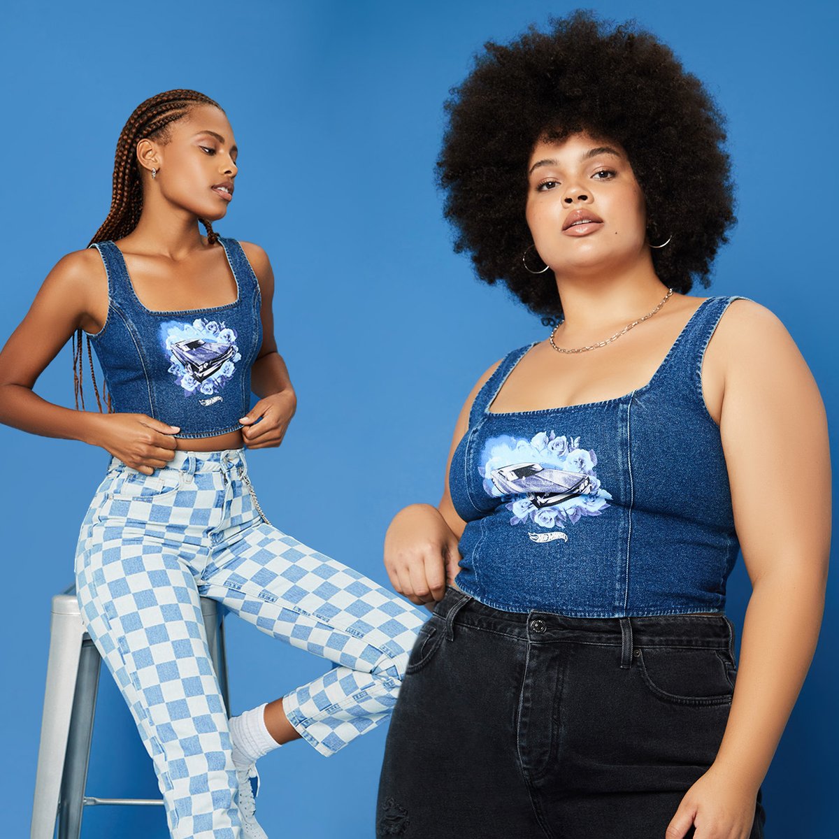 Forever21's tweet image. 𝐈𝐂𝐘𝐌𝐈: #F21XHOTWHEELS is now available online + at your local Forever 21 store! 🏎️💨 ~ tons of #samestyle different size from 0-3X! 🔥