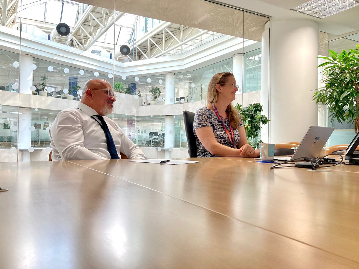 nadhimzahawi's tweet photo. Thank you to everyone for the warm welcome.
 
It's been great to speak to so many of you who play a crucial role expanding opportunities and improving outcomes for our young people. https://t.co/4MJ87GEITz