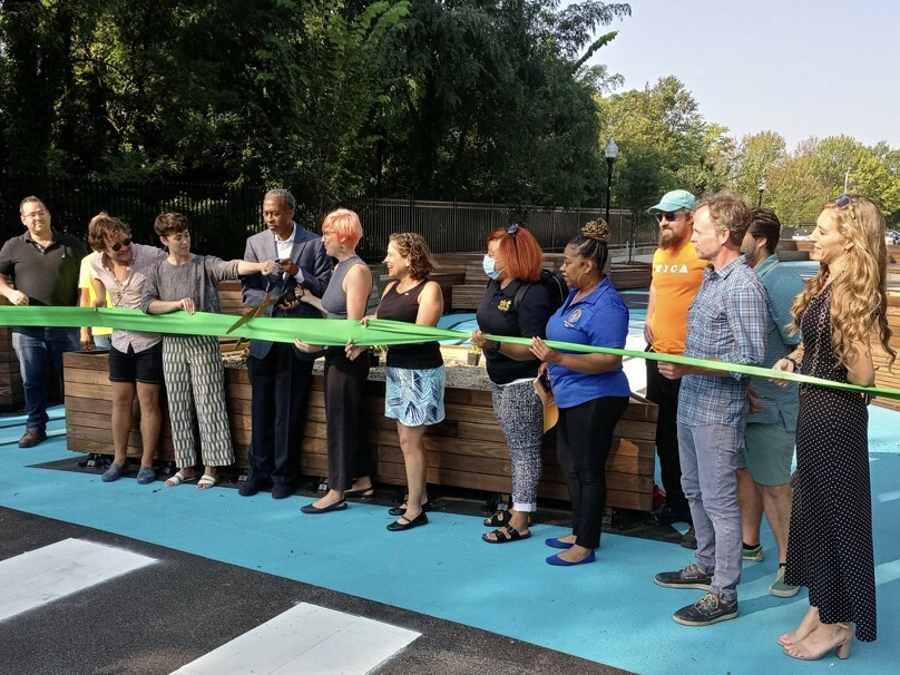 Thanks to all our partners who helped make #26thStGreen a reality! 
 <a href="/RobertStokesSr/">Robert Stokes from the City Council</a> <a href="/BmoreCityDOT/">Baltimore City DOT</a> <a href="/grahamprojects/">Graham Projects</a> and so many more!
shorturl.at/oHNY0
