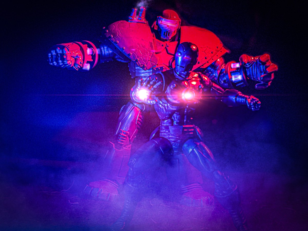 toyetic40s's tweet image. COLD WAR #Marvel #IronMan #CrimsonDynamo ##StealthSuit #MarvelLegends #UrsaMajorWave #CrimsonDynamoBAF #WinterGuard #IronManToys #ACTIONFIGURES #actionfigurephotography #toyphotography #ToyCollecting #Hasbro #HasbroToyPic @Hasbro @HasbroPulse @MarvelLegendsHQ @Marvel