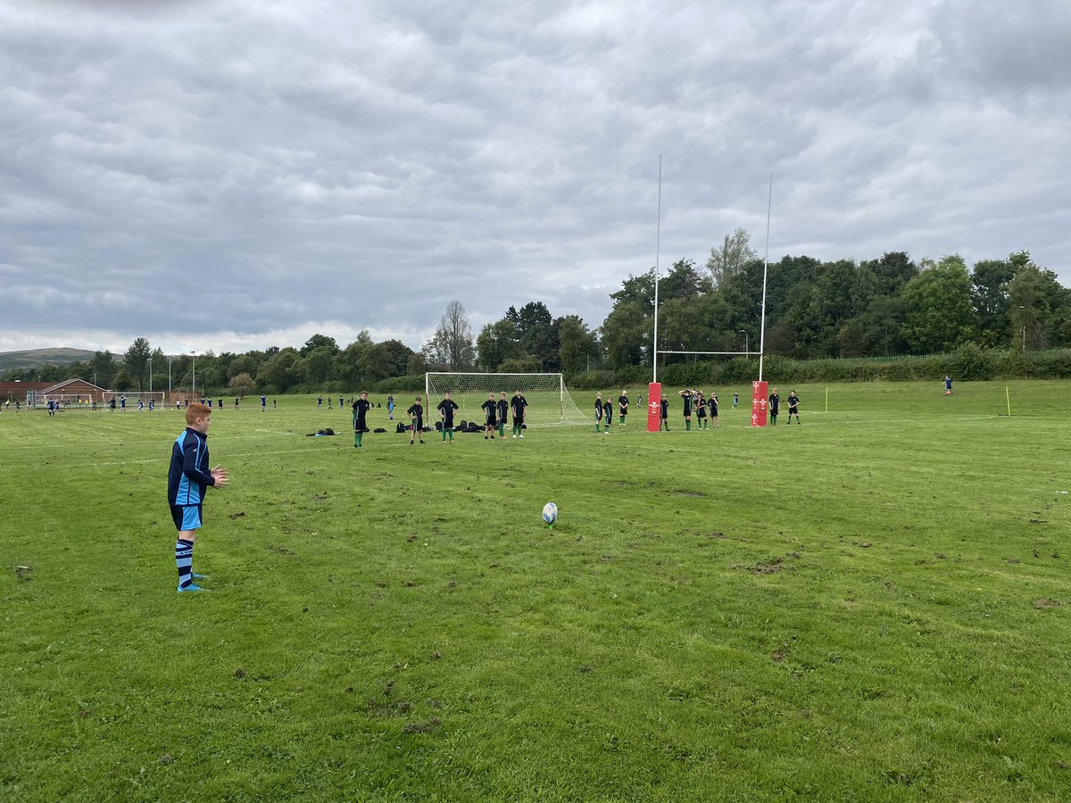 AfonTafRugby's tweet photo. Fantastic first game for year 7💪🏼 Thank you @PenydreRugby for a great game of rugby 🏉 @WRU_Community @ATHS_PE https://t.co/vQEnU2fINr