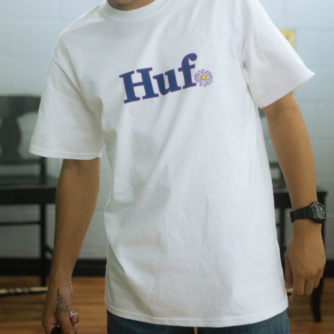 Karmaloop's tweet photo. Watch me bloom
In Bloom T-Shirt
🛒: https://t.co/SPnWZojIv3
#Karmaloop #HUF #FallEssential #Tshirt #Tee #Bloom #FullBloom https://t.co/iTLeOQPnAT