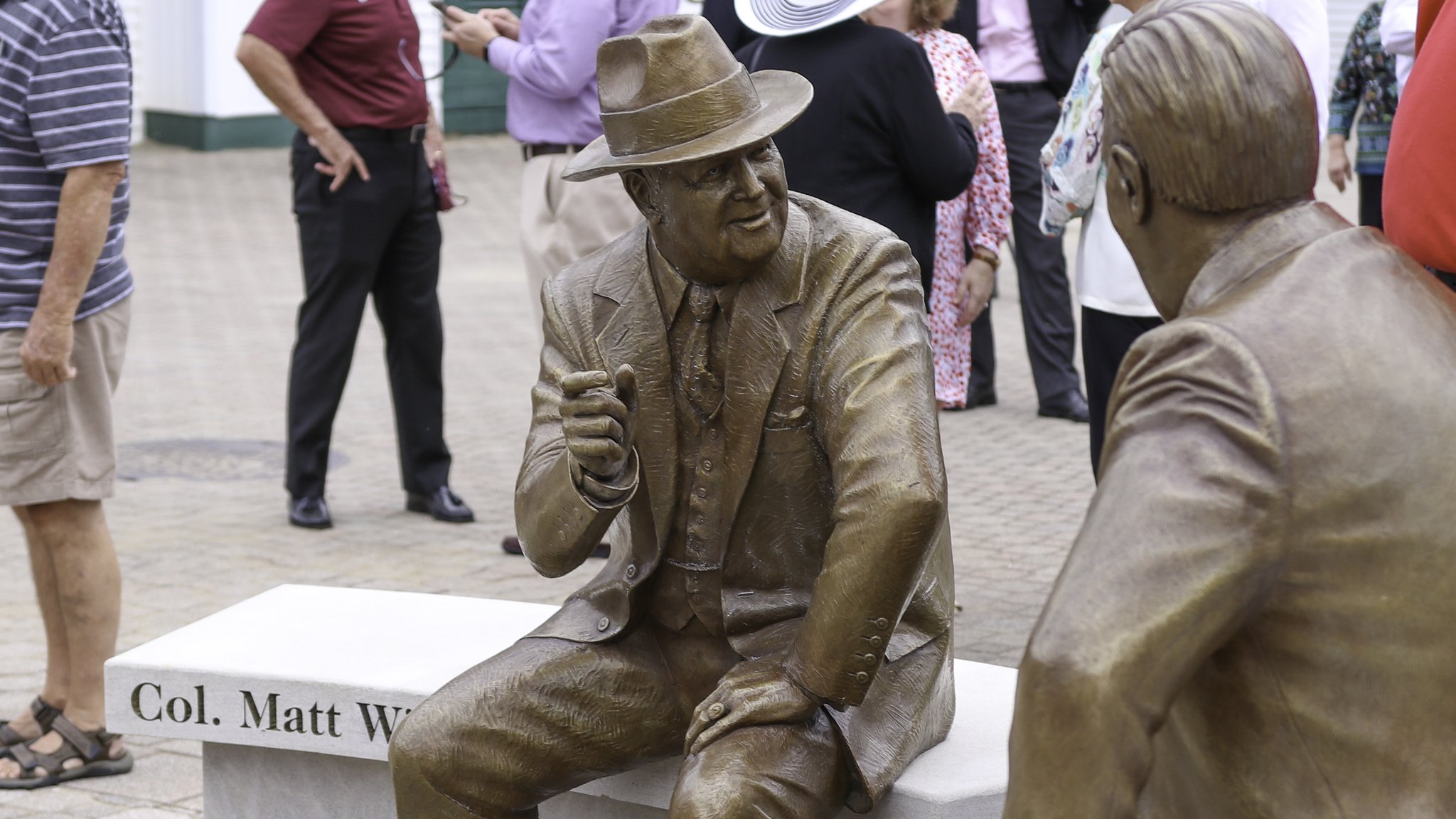 Eric Crawford on Twitter "A few more shots of the new statue at