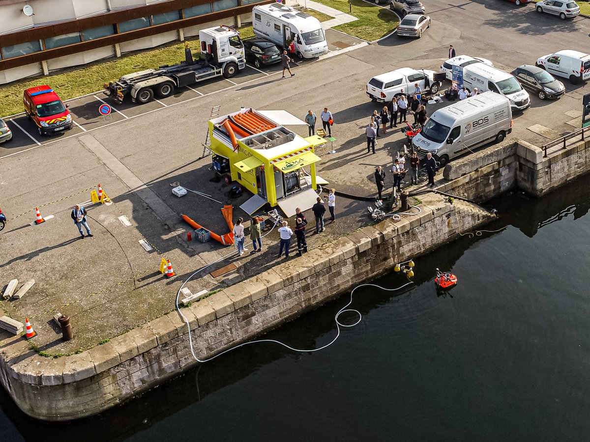 prodronesfr's tweet photo. Démonstrations de solutions combinées de traitement de dépollutions aquatiques à @Dunkerque 

Notre Trieau : Bathy Drone Solution ; A.M.A Environnement (https://t.co/s66cs21N3i)

#environnement #drrone #bathymétrie #dépollution https://t.co/viGLBwMJys