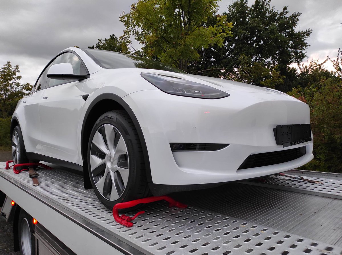 ElectricWheels_'s tweet photo. Jau važiuoja į Lietuvą pas mus! Koks tai modelis? :) https://t.co/RNY94Wv9oU