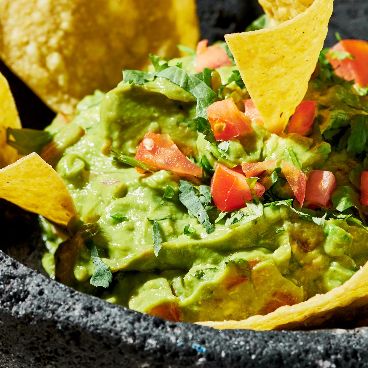BarnachoNYC's tweet photo. Our freshly prepared guac is sure to rock your socks (or sandals) off. #BarnachoNYC
•
•
•
•
#barnacho #barnachonyc #midtowneats #nycfoods #nyceats #nycfoodie #nycfoodies #foodie #eatingnyc #foodlover #nycrestaurants #goodeats #homemadeguacamole #homemadeguac https://t.co/VPRZW2MSvp
