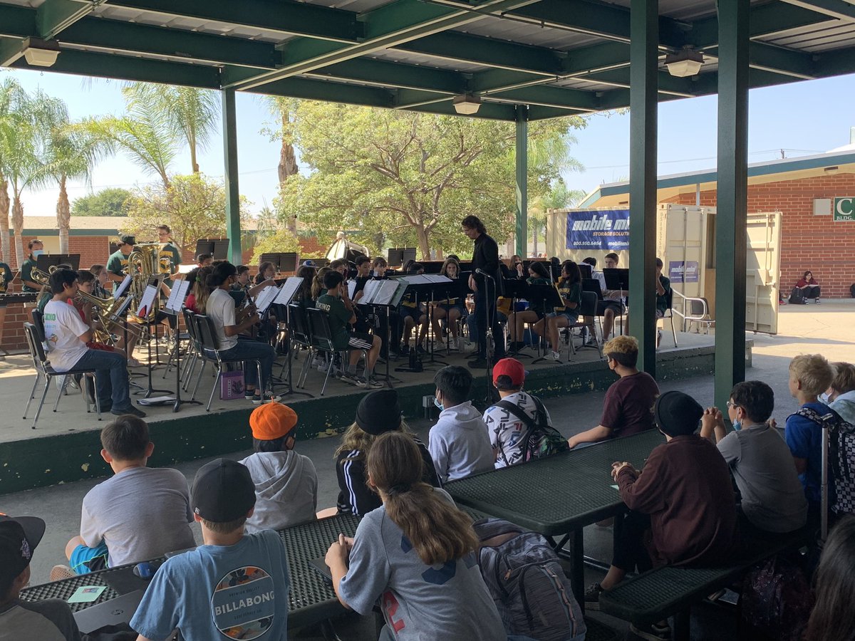 The Ramona wind ensemble put on a concert for the school during both lunches today! Bravo, Vikings!!!