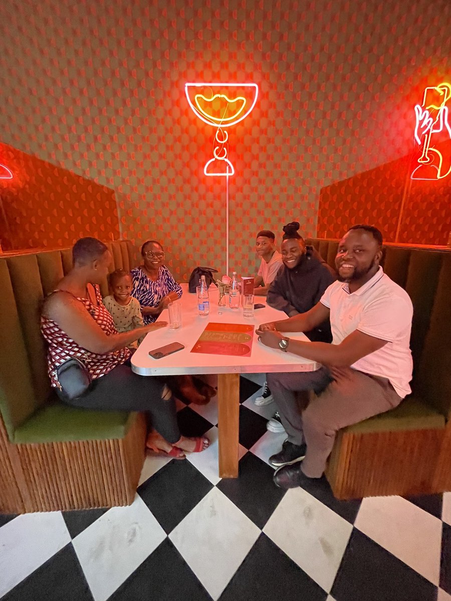 fhatuwaniMukhel's tweet image. So happy to announce that we now have a beautiful restaurant ( Even After All ) in 44 Stanley Braamfontein. It serves  Branch / Lunch / Dinner 🥘