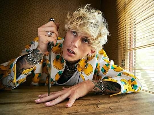 lgbtmanic's tweet photo. it's been a year since we got machine gun kelly's kerrang! photoshoot. 🥺🥵 https://t.co/Bx7STjXpbu