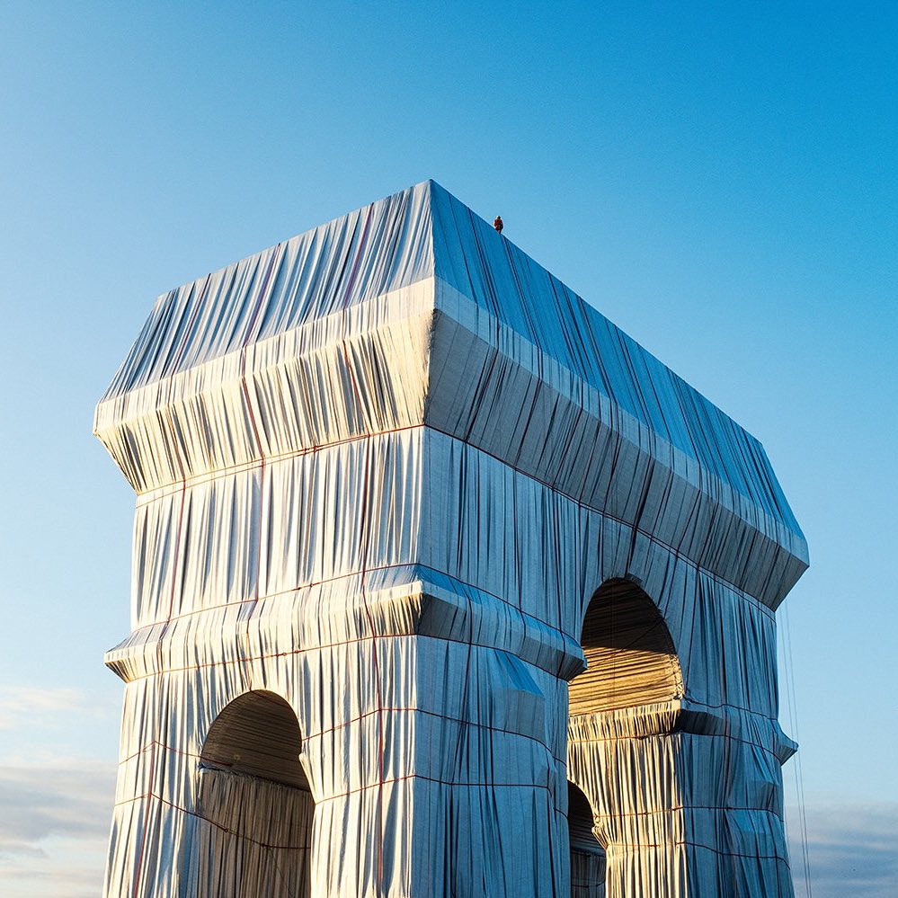 Last creation from artist <a href="/ChristoandJC/">Christo and Jeanne-Claude</a>, the #ArcDeTriomphe  has been covered with silvery-blue fabric in an installation titled « L'Arc de Triomphe, Wrapped »

"The fabric is always in motion. That is the incredible pleasure ... You can see the wind" Christo said.
<a href="/ArcDeTriomphe/">Arc de triomphe</a>