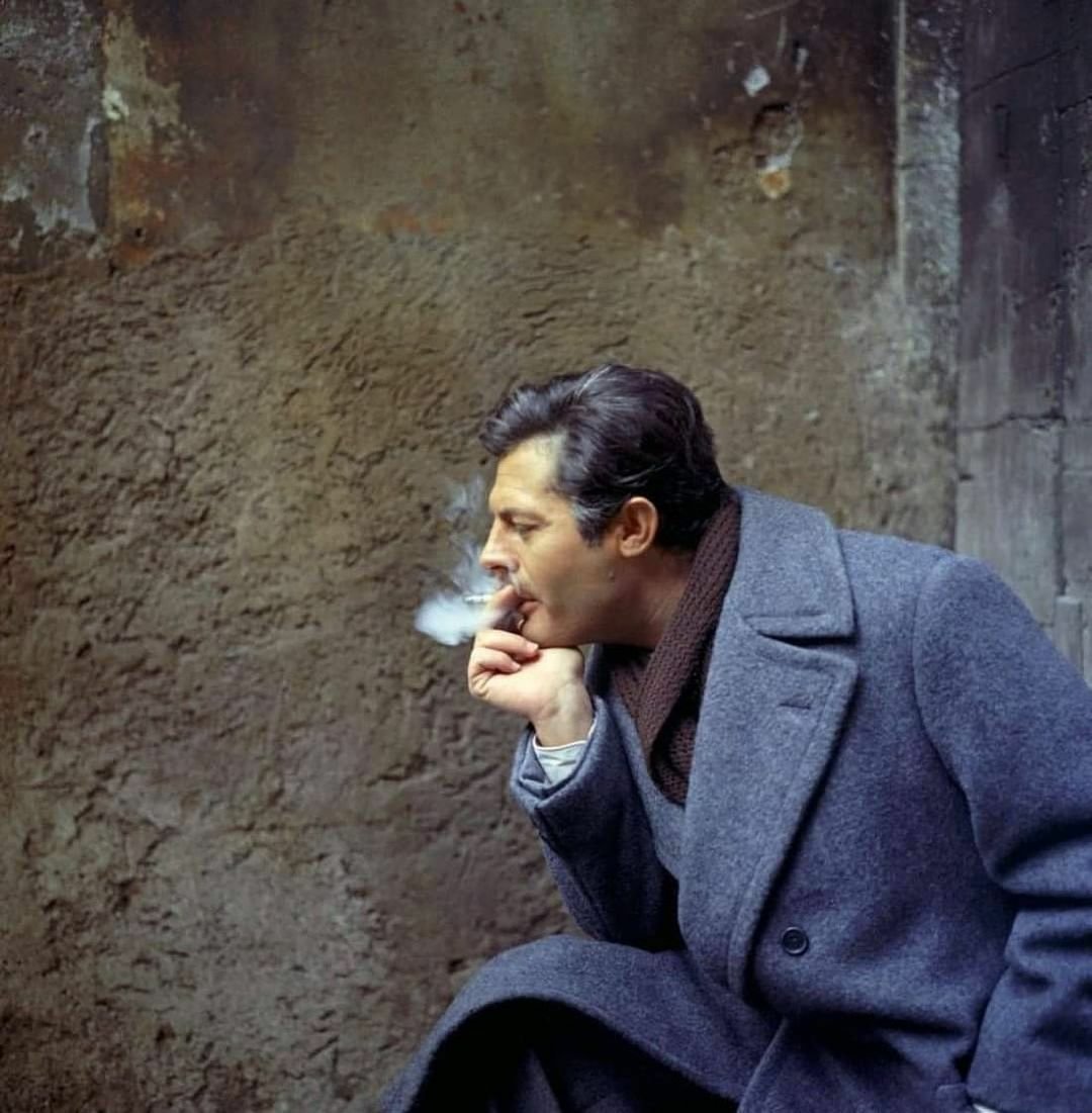 Ms_Golightly's tweet image. Marcello Mastroianni, 1962
