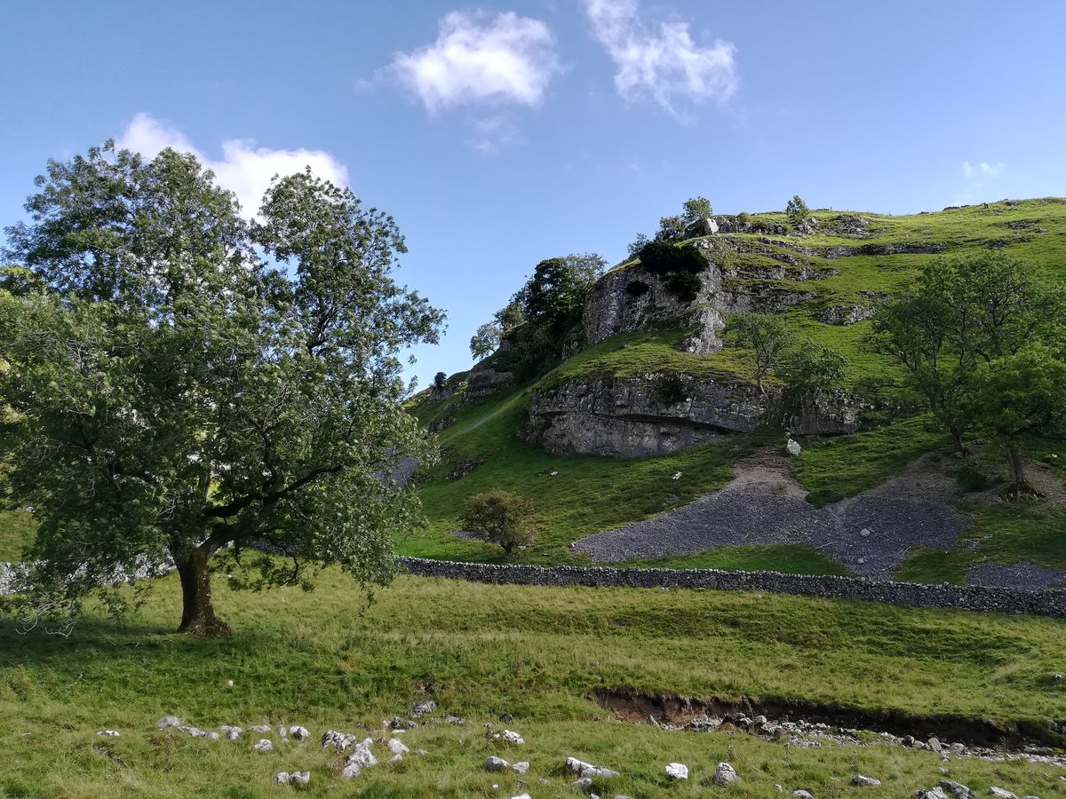 anghenn's tweet photo. Escape to the Yorkshire Dales today. Walking, talking, being. Searching for the Trollers Gill Barghest. #getoutside #trollersgill #barghest #folklore #yorkshiredales #burnsall #hiking https://t.co/VHAHYwz4VE