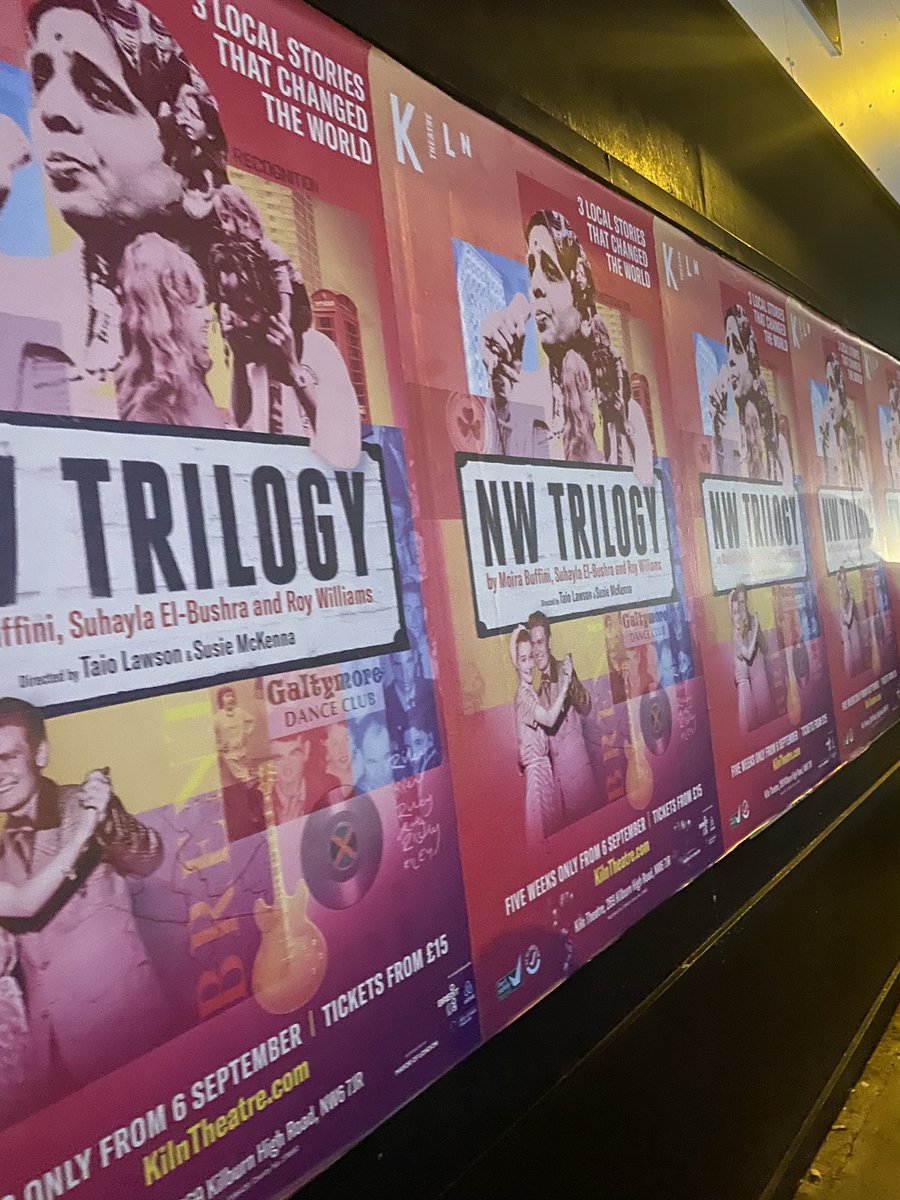 I’ve decided post-lockdowns to embrace solo culture 💃🏻 Tonight was #NWTrilogy at the @KilnTheatre 🎭 What a wonderful play about the area I now call home 🏙