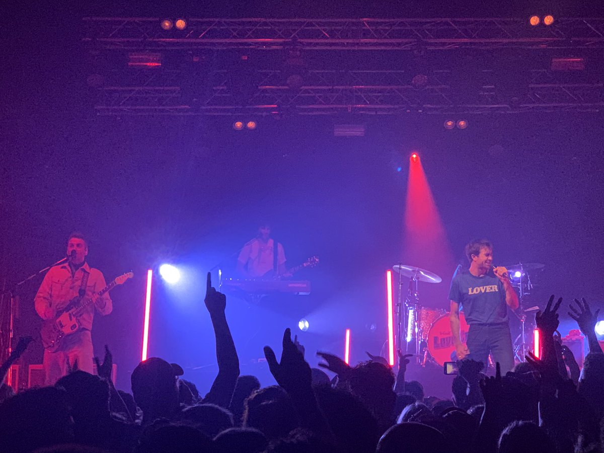 lozziepop89's tweet photo. I LOVE this band and they smashed it tonight. Canโt wait to see you in April โค๏ธ๐ต @thevaccines #BackInLoveCity https://t.co/TaXy327FSk