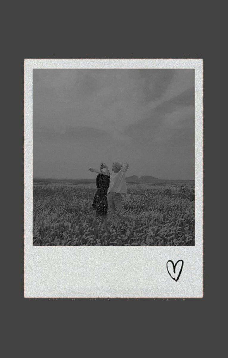ynjjeonghanie's tweet photo. same dream same mind same night :))

#CSD #CaratSelcaDay #SEVENTEEN #JEONGHAN @pledis_17 https://t.co/OyWh68ipyg