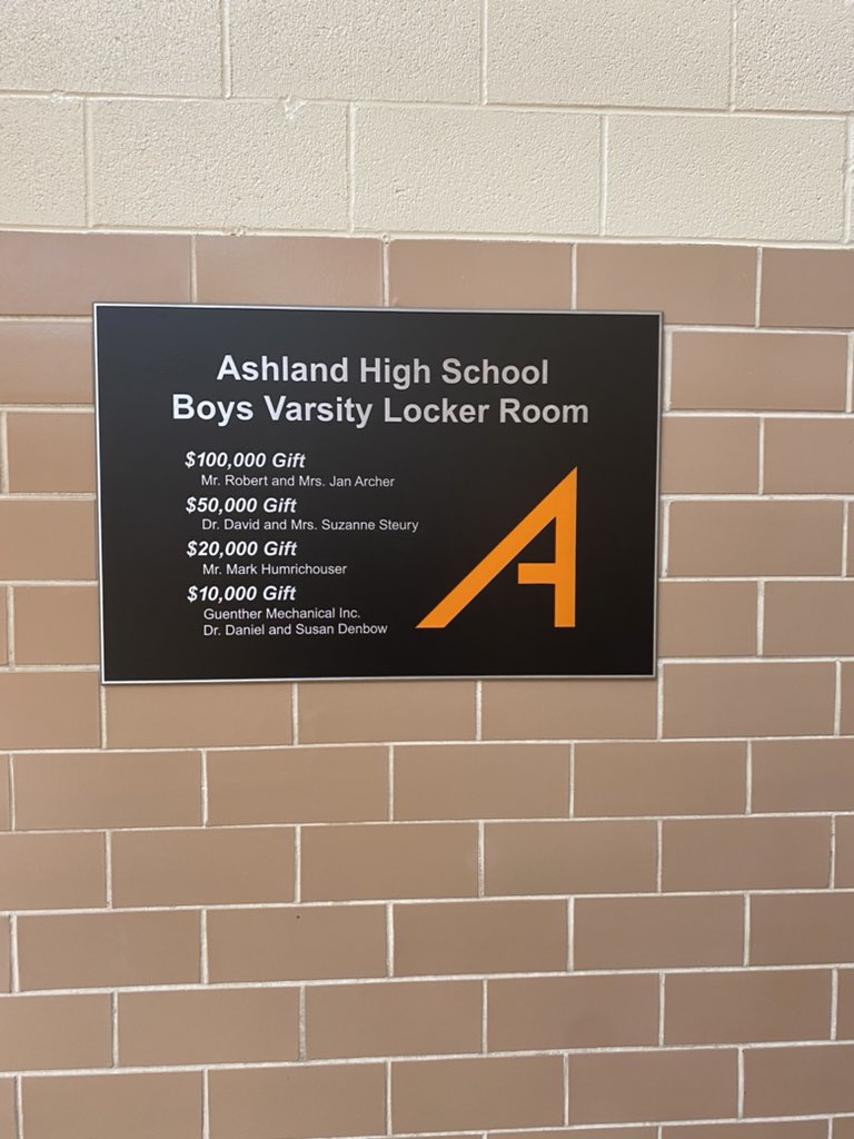 Thanks to the gracious gifts of some phenomenal donors, our Varsity Lockerrooms for Girls and Boys Bball, as well as Volleyball are almost completed.  We have great people willing to do great things for student-athletes!  Thank you to all involved in this process. #GoArrows