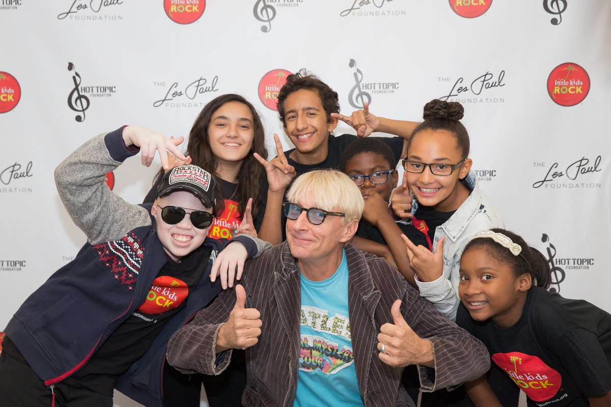 Music Will (@musicwillorg) on Twitter photo #TBT to 2015 when <a href="/Letterman/">David Letterman</a> surprised his friend <a href="/paulshaffer/">Paul Shaffer</a> at the @littlekidsrock Benefit. Will Lee directed an incredible show that helped bring music education into thousands of kids' lives! Join Will, Paul & the gang on Oct. 7 for another fun event! ow.ly/jdkC50Gbj5M #TBT to 2015 when <a href="/Letterman/">David Letterman</a> surprised his friend <a href="/paulshaffer/">Paul Shaffer</a> at the @littlekidsrock Benefit. Will Lee directed an incredible show that helped bring music education into thousands of kids' lives! Join Will, Paul & the gang on Oct. 7 for another fun event! ow.ly/jdkC50Gbj5M