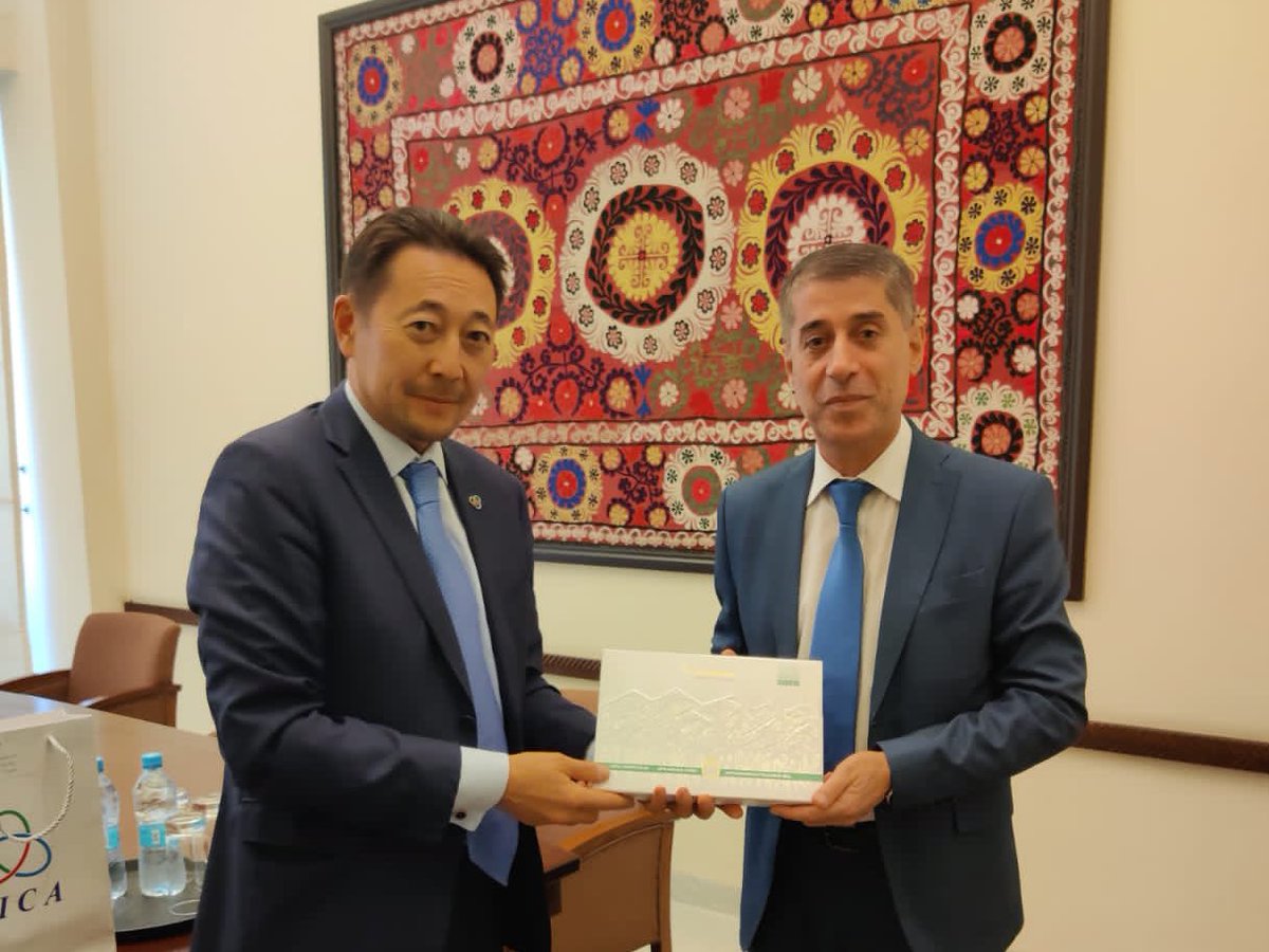 KairatSarybay's tweet photo. At the meeting with Jumakhon Giyosov, Executive Director of Committee of Regional Anti-Terrorist Structure of #SCO discussed new challenges and threats to regional security and proposed ways to develop partnership between #CICA &amp; #SCO_RATS  

#Summit2021 
#Dushanbe https://t.co/KPP1AMMf40