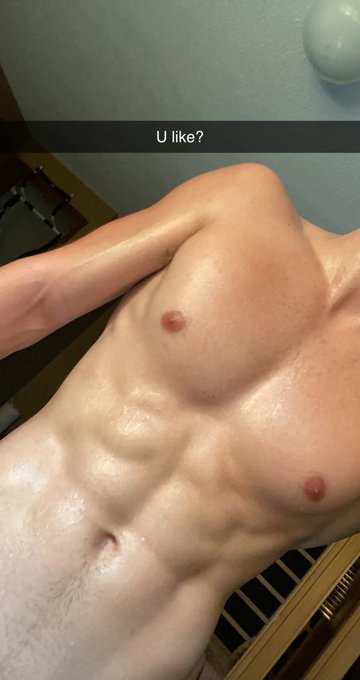 Add me on snap 👻 tacosilla https://t.co/BqtwrCMnwB