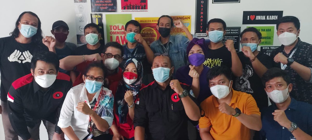 (PELATIHAN JURNALISME DAN GERAKAN BURUH)

Rabu, 15 September 2021 Federasi Serikat Pekerja Bandara Indonesia (FSPBI) menyelenggarakan Pelatihan Jurnalisme dan Gerakan Buruh. Pelatihan tersebut dihadiri oleh mayoritas Anggota Serikat Pekerja yang berafiliasi dengan FSPBI,