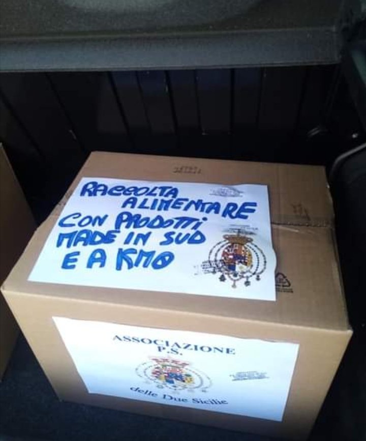 PSicilie's tweet photo. 16/09/2021 "RACCOLTA ALIMENTARE CON PRODOTTI MADE IN SUD E A KM 0"
Consegna pacchi alimentari ai frati francescani della Chiesa di San Pasquale in Portici con prodotti #MadeInSUD e a #km0 per sostenere le famiglie in difficoltà e l'economia del Sud.
#PartitoSeparatista #SudLibero https://t.co/cKFJ0zyqfC