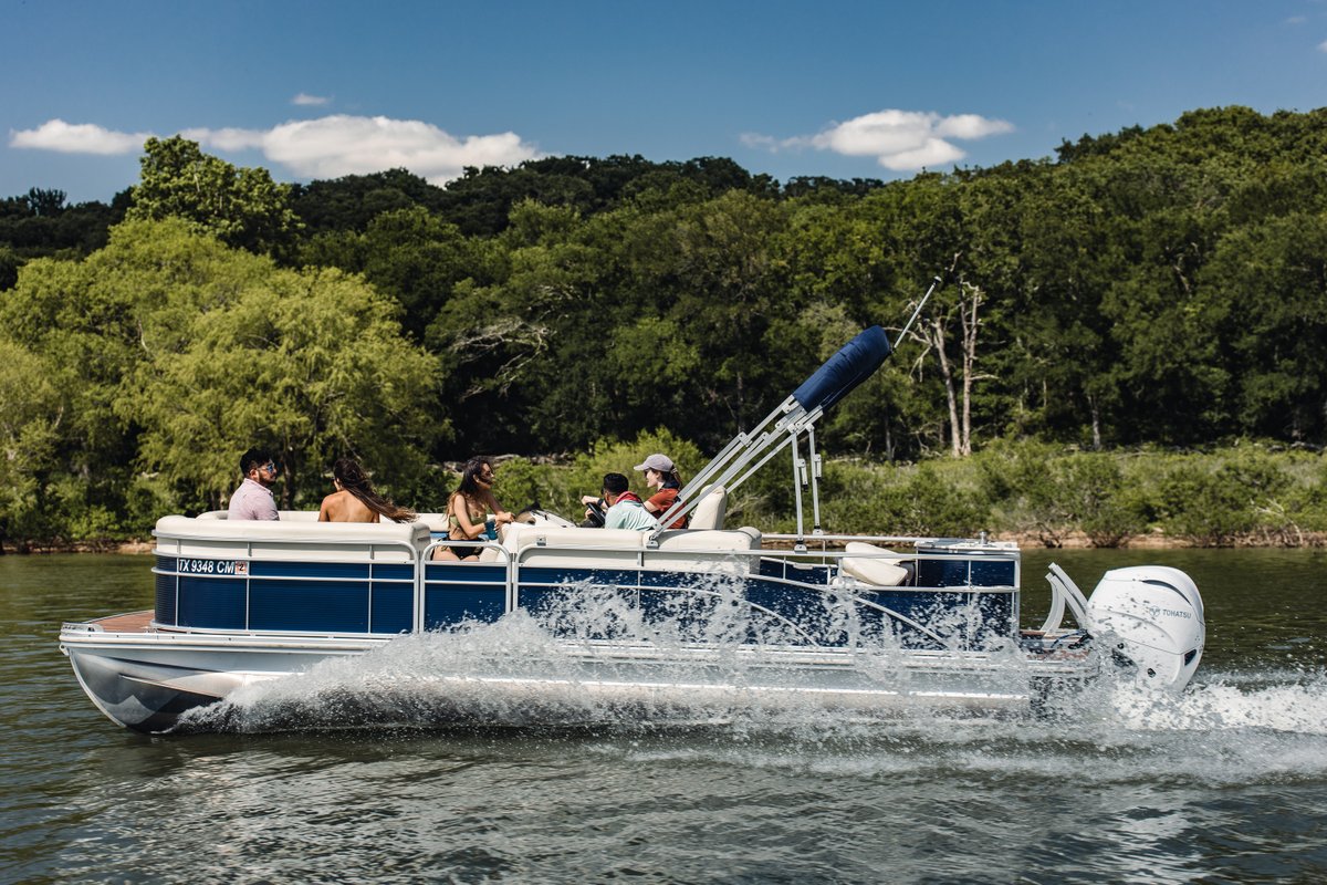 TohatsuAmerica's tweet photo. The NEW MFS140 is designed to provide high performance and easy operation. The fine-tuned ECU provides strong acceleration when needed, and adjustable steering friction and trim tab for easier steering.
Learn more at our website: https://t.co/Kxs4sHKBiW
#TohatsuAmerica #MFS140 https://t.co/Mh1cRMHVBT