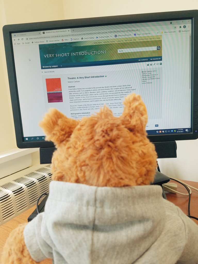 SullivanLibrary's tweet photo. Charlie has discovered one of the Sullivan Library's new databases, Very Short Introductions! While he reads up on theatre, he invites you to do some research for your classes or look up things that interest you and learn something new. https://t.co/jSqTq2vEOJ