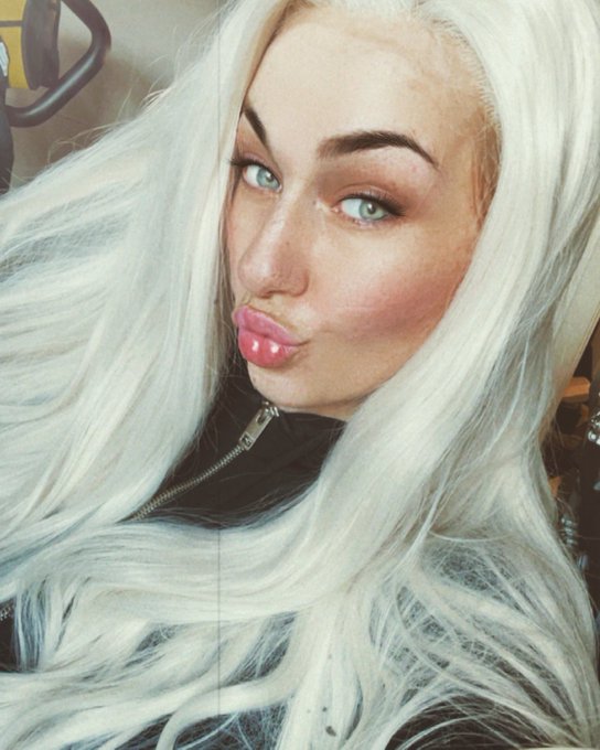 F4F 🥳🌶👩&zwj;🦰😍 https://t.co/T7fKNHEKtp