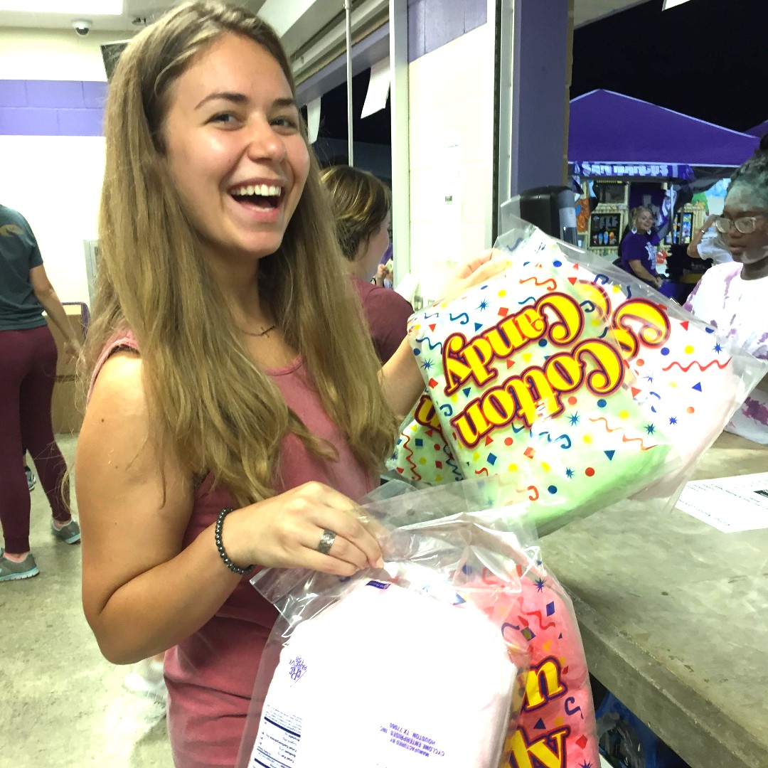 SUPPORT THE COMMUNITY 
Concessions Volunteer: Friday 6p-9p

Have fun and make a difference helping at the concessions stands at the San Marcos HS football game. Help needed most 7:30-Halftime and groups are welcome. DM @SMHSdazzlerbooster for deets! 

#smtx #txst #ServeSanMarcos