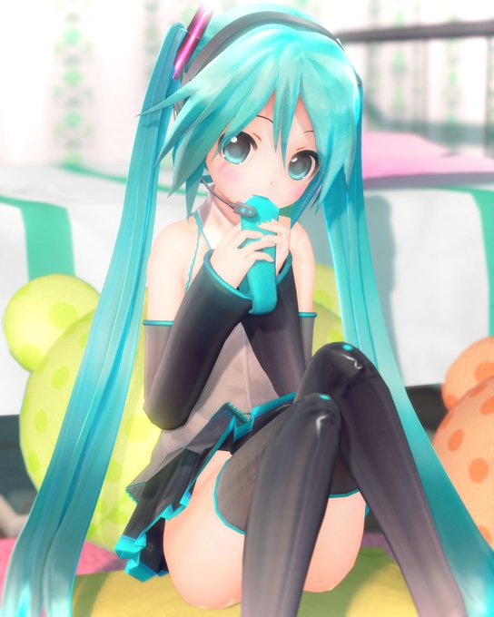 ネクタイを咥える初音ミクちゃん💙 