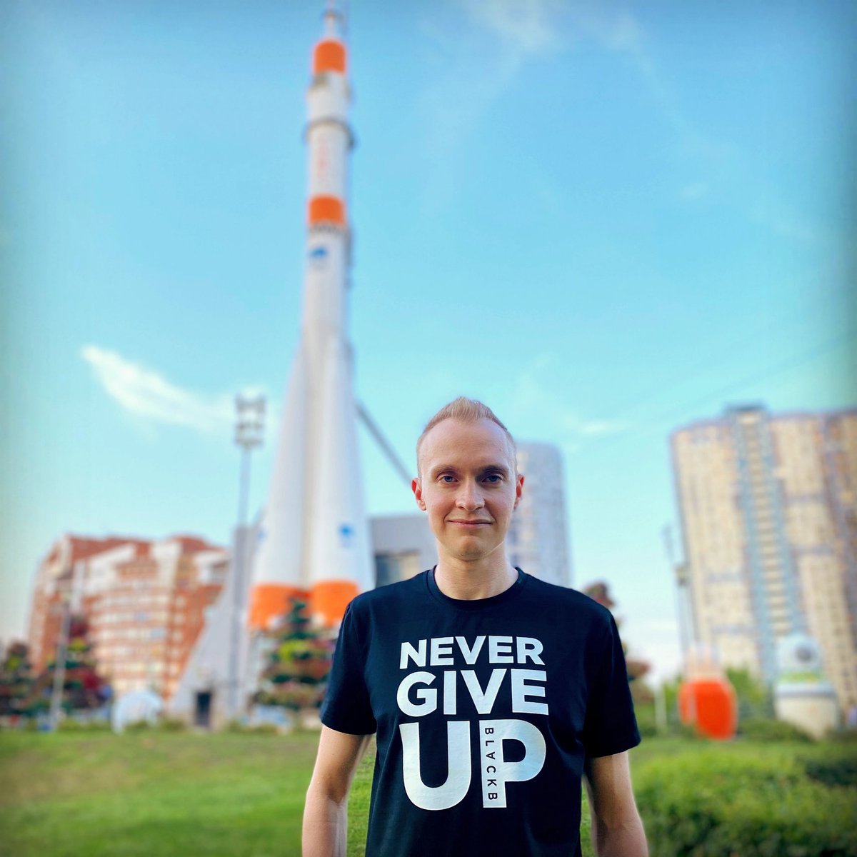 Возможно, это последние выборы, где от вас что-то зависит.
Скоро решится все. Или мы снова народ, идем на избирательные участки и голосуем за ЛДПР - в нашей власти сменить власть! Или поддаемся апатии и манипуляциям, и теряем еще 5 лет под гнетом едра.
t.me/asedogin/92