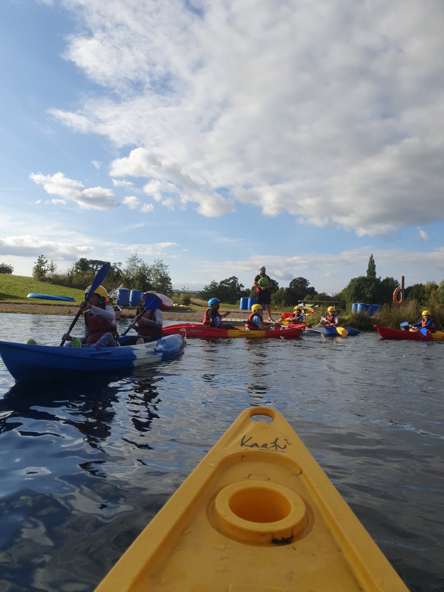 EPSPrep6's tweet photo. This afternoon we have been kayaking! 🛶☀️💦 @EdenhurstSchool https://t.co/Sgh8YhJF9t