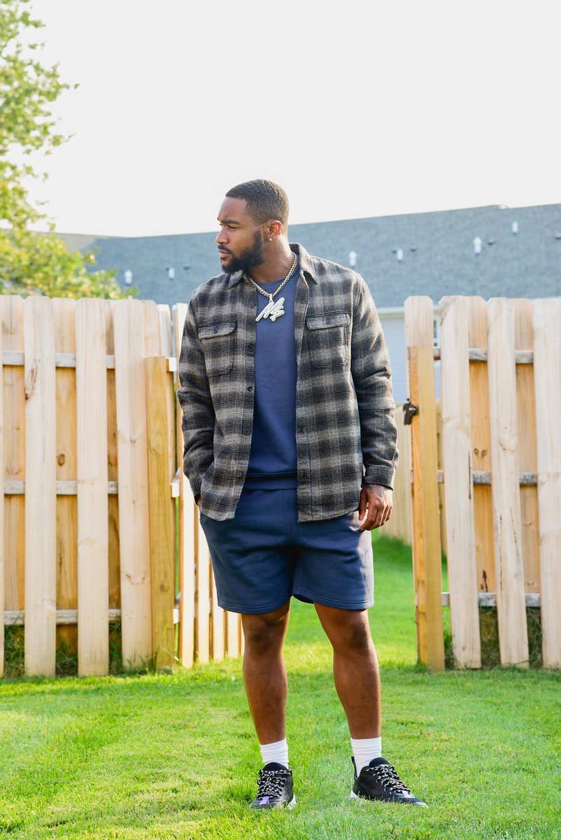 lamfsports's tweet photo. Our guy @BoobieMilesXXIV rocking the newest fall looks from @Walmart 🍁Grab the #FreeAssembly collection! #Sponsored #BeyondAM #WalmartFashion 🛍 https://t.co/wxRcrT7ha5