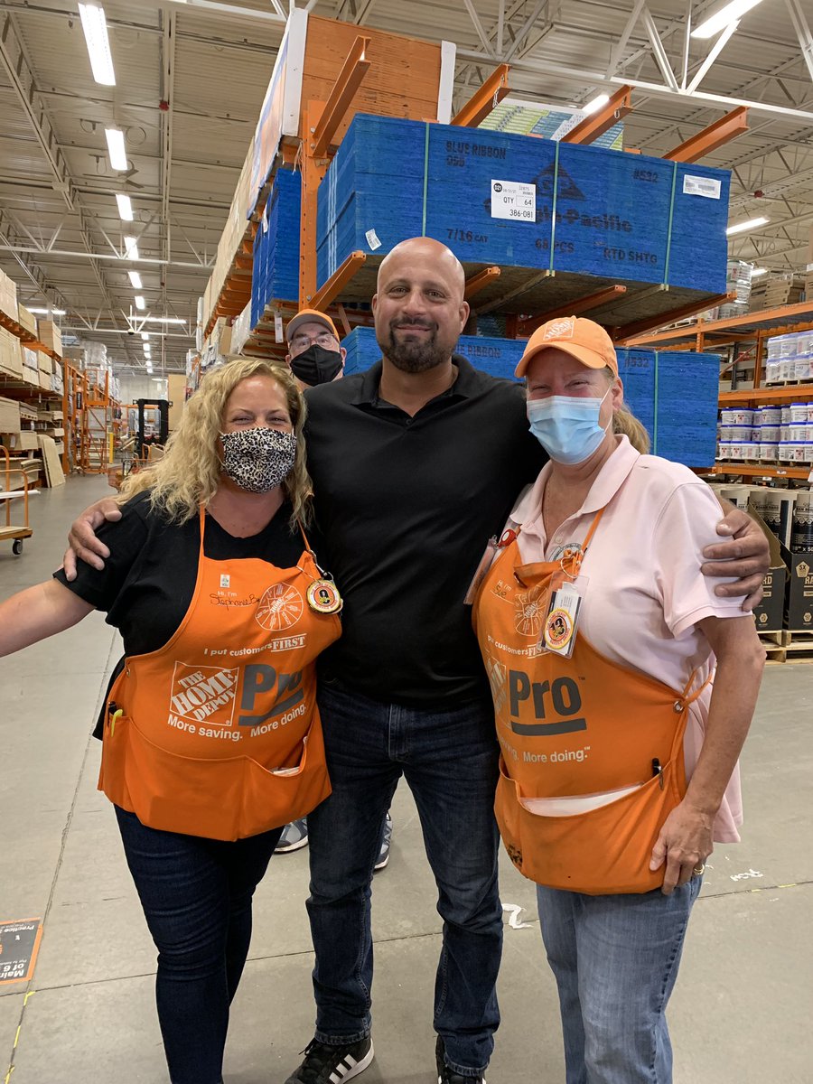 Pro Desk 4287 tweet media