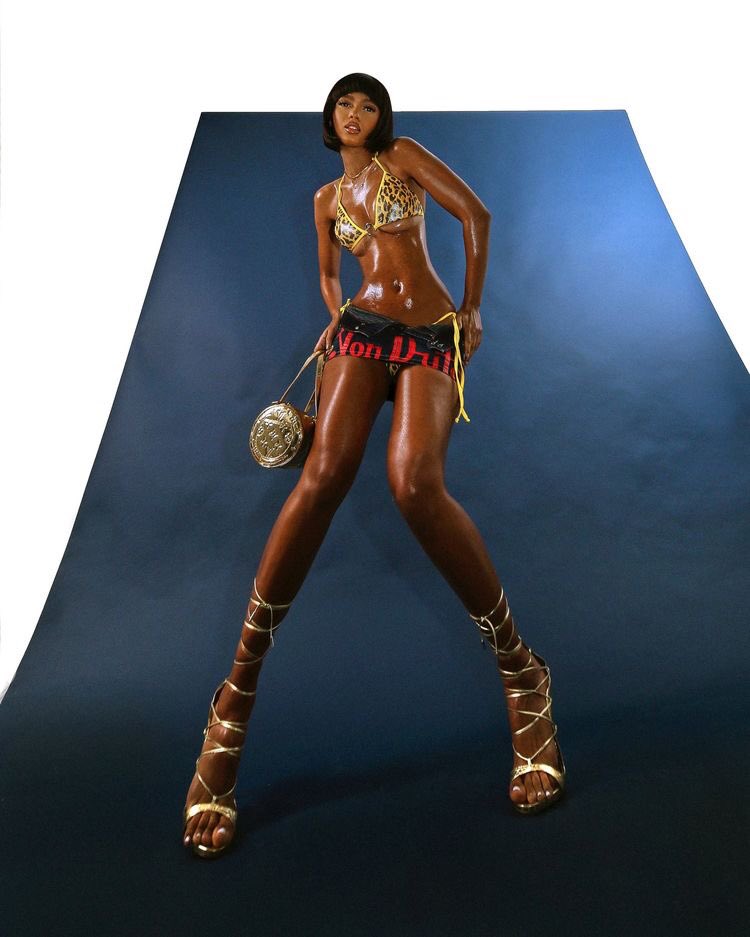 miumiugala's tweet image. Juliana Nalú photographed by Courtney Paul im obsessed