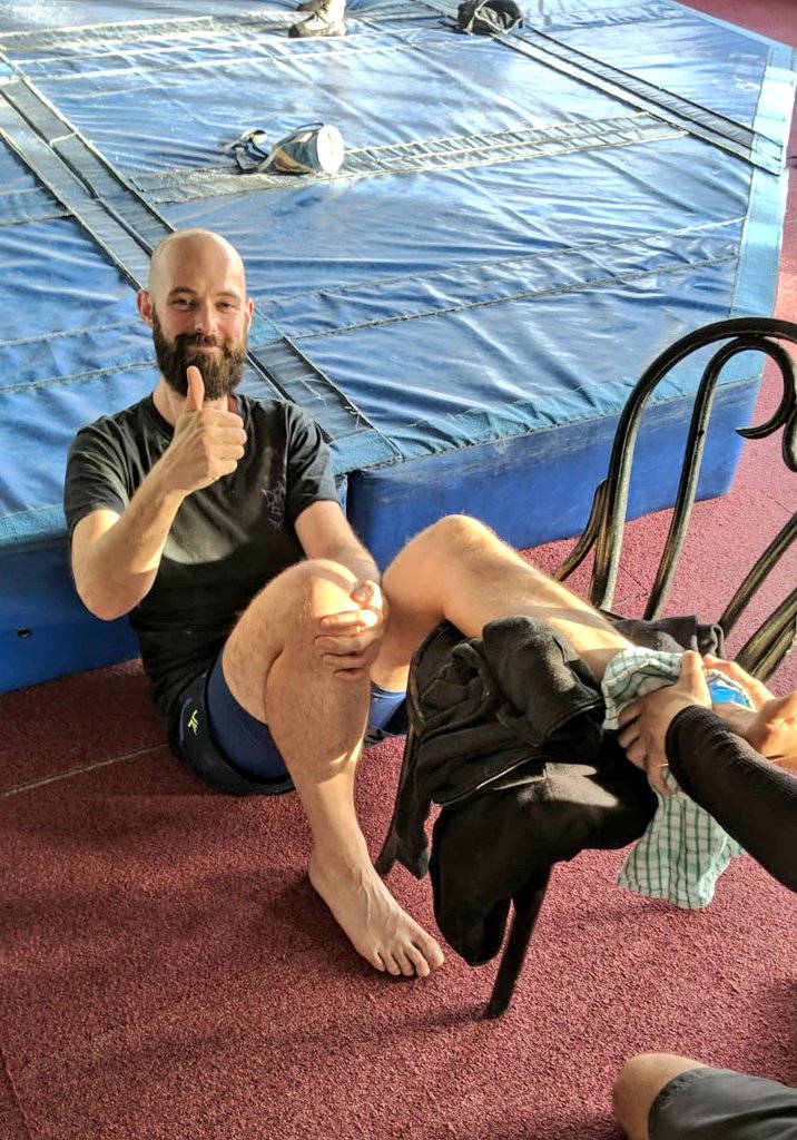 Retr0J's tweet image. Guess which fat fucking prick managed to fall off a wall and injure his ankle first climb after a month long back injury.

Beezleblob has it out for me #slimejesus