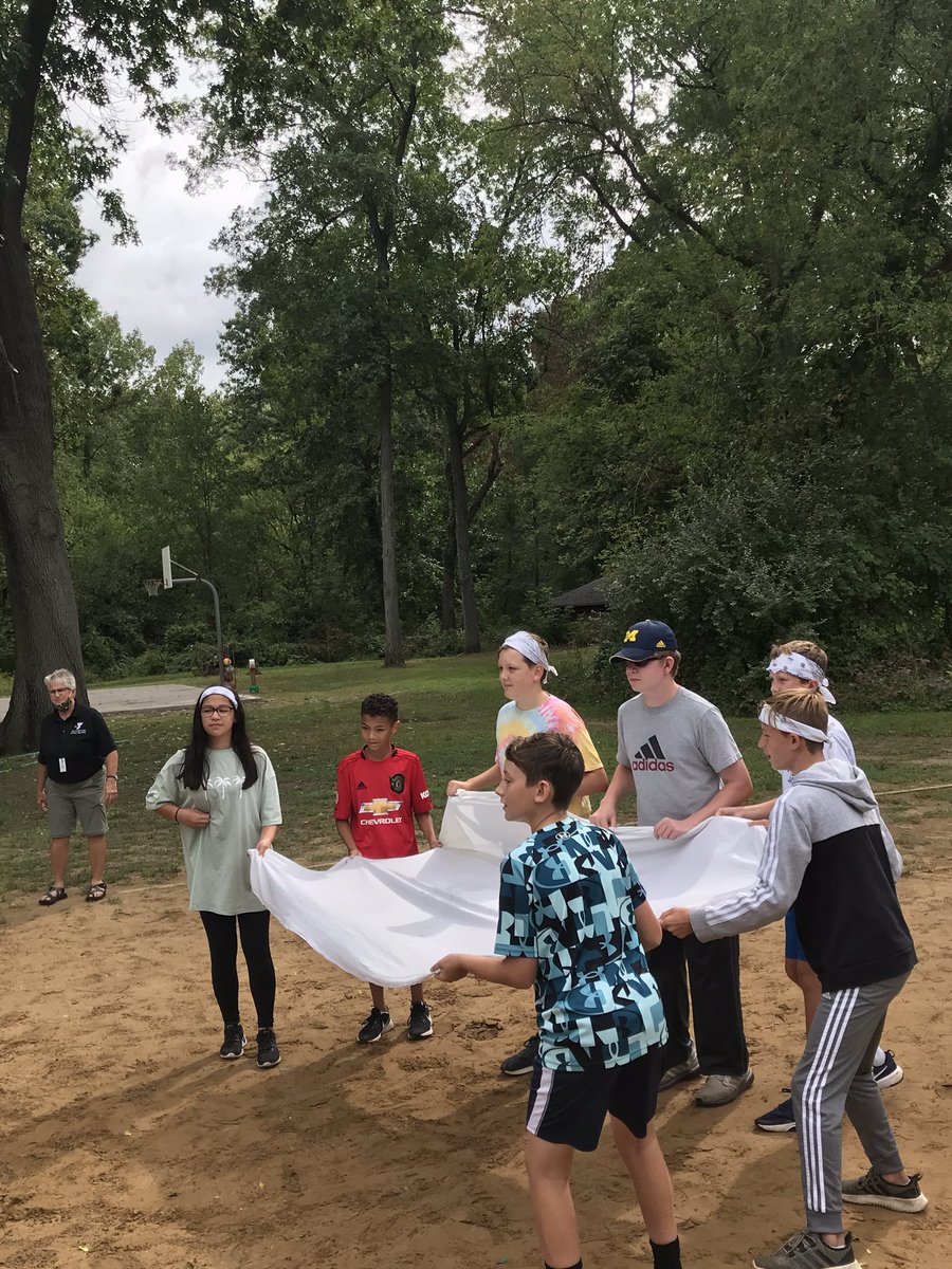 Mrs_Straub's tweet photo. Team building and outdoor education for 7th graders at YMCA camp this week! 👏🏼🎉❤️ #MillCreek #YMCAStorerCamp https://t.co/I3dtFg5TKk