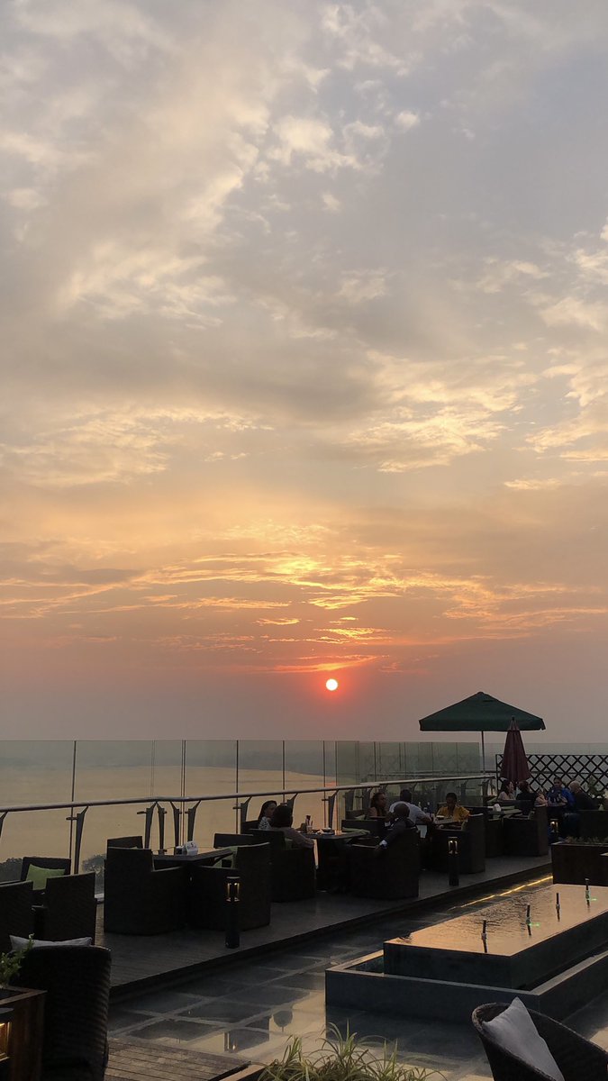 De retour (sur Twitter et au Congo)