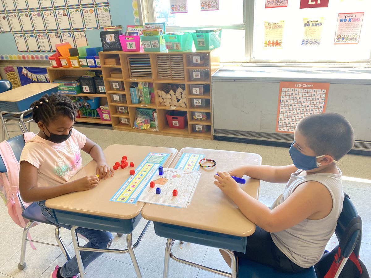 MissDeLucia's tweet photo. We love playing games with friends during #math centers. Huge thank you to the math specialists &amp; 2nd grade math curriculum writers for helping us kick off the school year with hands on learning &amp; fun! Ss were so #engaged and #excited! #nrcsdchat https://t.co/sIvCyXebaZ