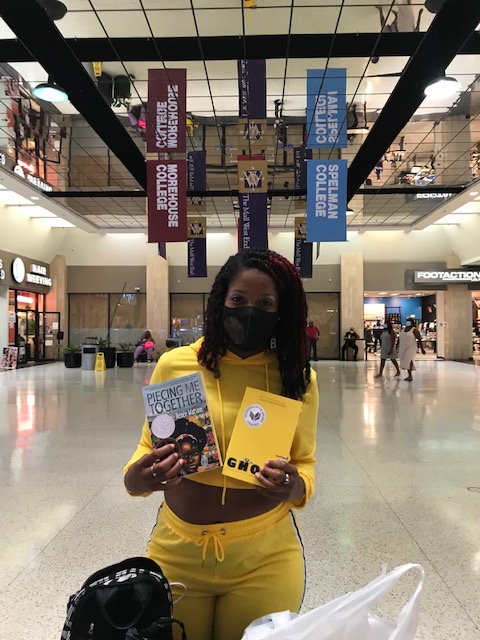 Avant_GardeBks's tweet photo. All the way from Kansas... Thank you for stopping by today, Kandy B with Juice 101! ❤️❤️❤️ #Ghost #PiecingMeTogether https://t.co/vuYNxwXB9O 📚 https://t.co/8LvE6wFCVu