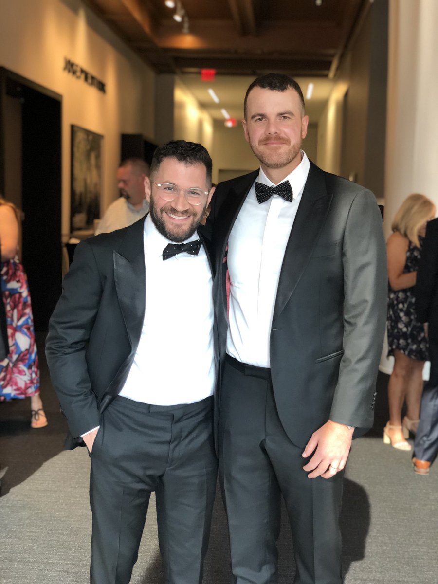 TempleID1's tweet photo. 🦠 Introducing our next 1st year fellow Dr Eric Altneu! Get to know this linezolid loving, cat and brand new baby girl Dad who also happens to be from The Ohio State University… #IDTwitter #ERAS #IDfellowship @EAltneu check out our Instagram to learn all the details! 🐈🐈🐈 https://t.co/ewtyZ80Ohi