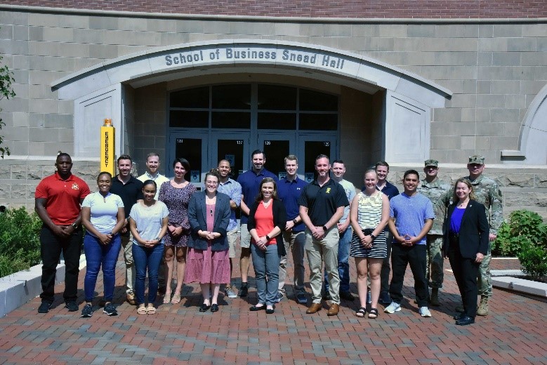 ALU President (@alu_president) on Twitter photo LOGPRO team and I, had the opportunity to meet with our Army Officers attending the VCU Masters of Supply Chain Management program. This key leader program, sponsored by CASCOM, invests in talented Army officers that will sustain and modernize the Army’s global supply chain. LOGPRO team and I, had the opportunity to meet with our Army Officers attending the VCU Masters of Supply Chain Management program. This key leader program, sponsored by CASCOM, invests in talented Army officers that will sustain and modernize the Army’s global supply chain.