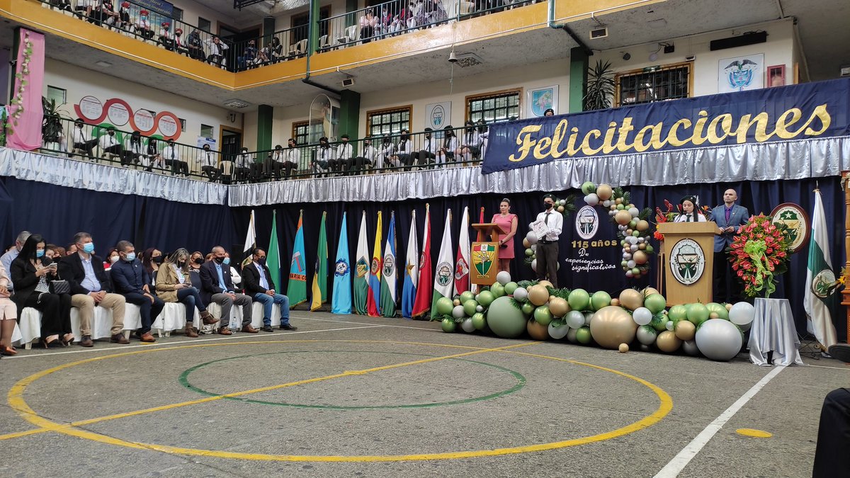 cerroazul107's tweet photo. Celebración de los 115 años Institución Educativa de María Felicitaciones https://t.co/71qkb7EcO9
