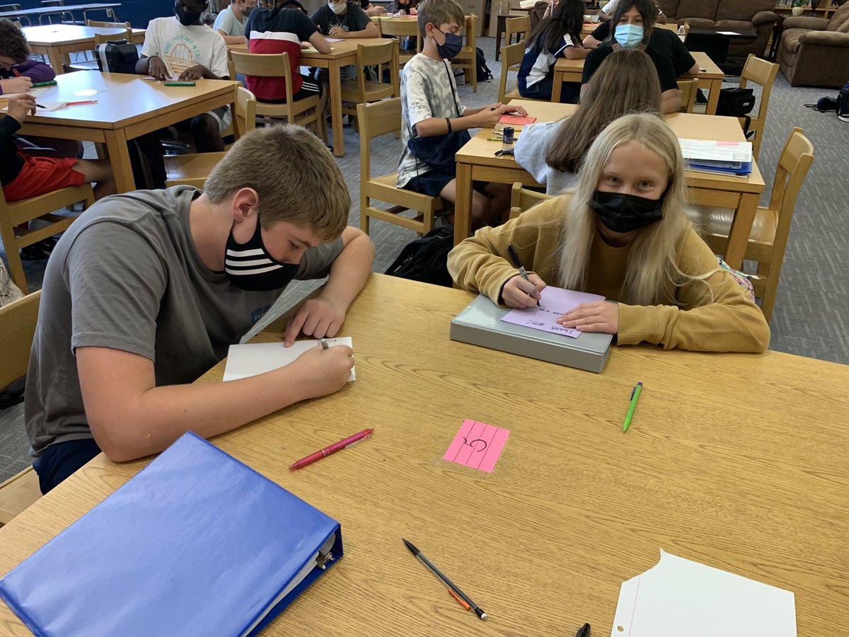 taronah's tweet photo. 8th graders writing thank you notes to our presenters for Innovation Day ⁦@MACSchools⁩ #mamslife https://t.co/38mvdCzCR1