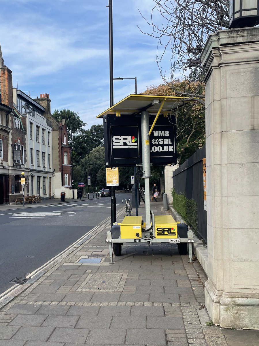SimonSa23626003's tweet photo. @StokeyLTN They’re not “rat runs” they are roads. #exceptcyclists are “rat runners”
That’s it. That’s the tweet
Well done to @metecoban92 for not only blockading roads in Hackney but managing to block several pavements too #UnliveableStreets @neiljohnson1974 @KickOutLTNS @rubin29312972 https://t.co/yNHeb8lTpw