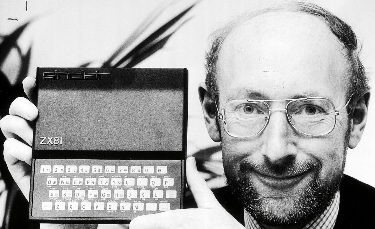 recalbox's tweet photo. 🇺🇸 Sir Clive Sinclair, creator of the ZX Spectrum, has passed away at age 81 😢💔
🇫🇷 Clive Sinclair, le créateur du #ZXSpectrum, est décédé à l'âge de 81 ans. 😢💔 https://t.co/jELBO2N4jX
