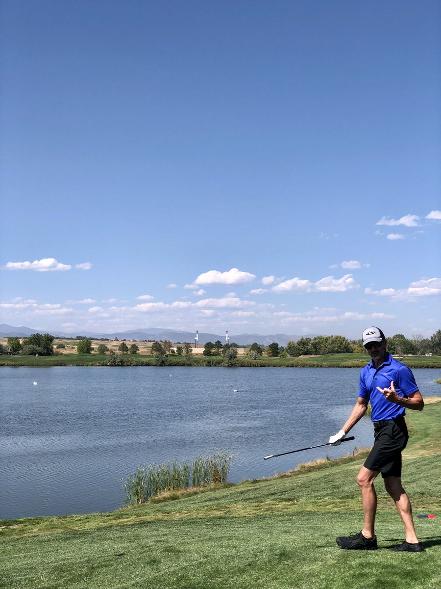 Spotted some pelicans at our Golf Tournament raising money for The Breast Cancer Fundraiser! #energystrong #petroleumwearspink