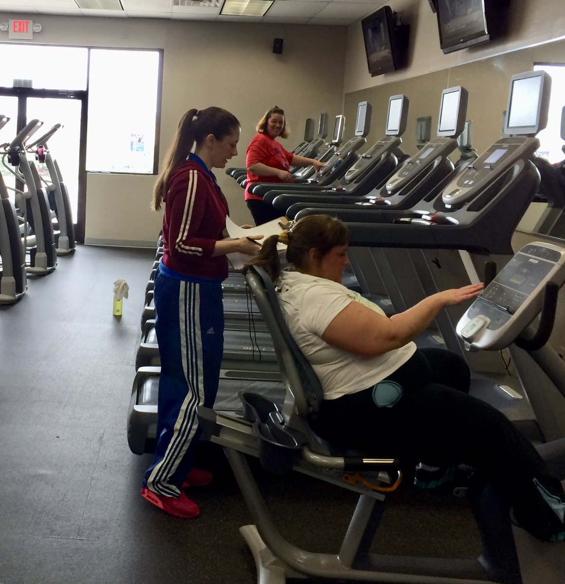 sf09221's tweet photo. Come join the fun at Stayfit 24.  We have all the cardio you want :) https://t.co/bD8HUsfxoo